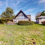 Feriehus Strandhaus Landsitz Vierjahreszeiten