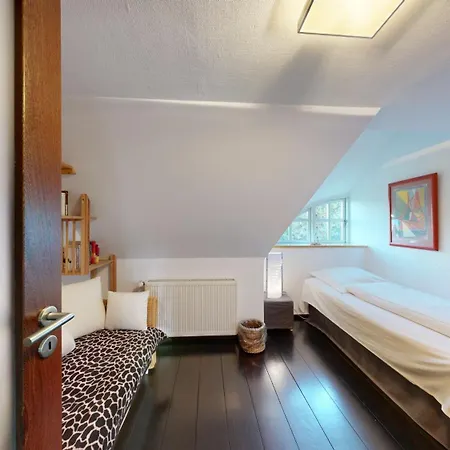 Strandhaus Landsitz Vierjahreszeiten 펜션 Klein Zicker